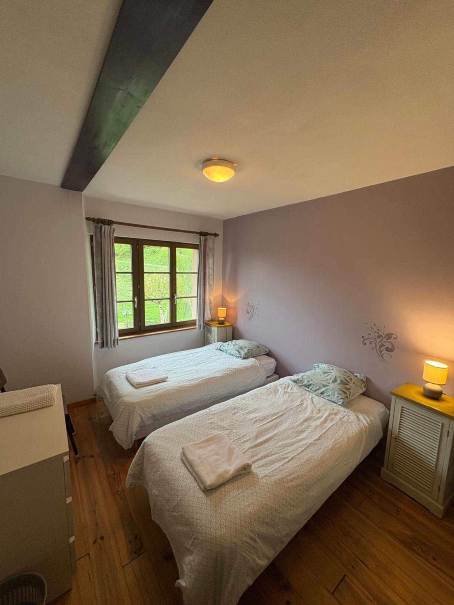 Hotel La Belle Charbonniere La Grande Fosse Zimmer foto