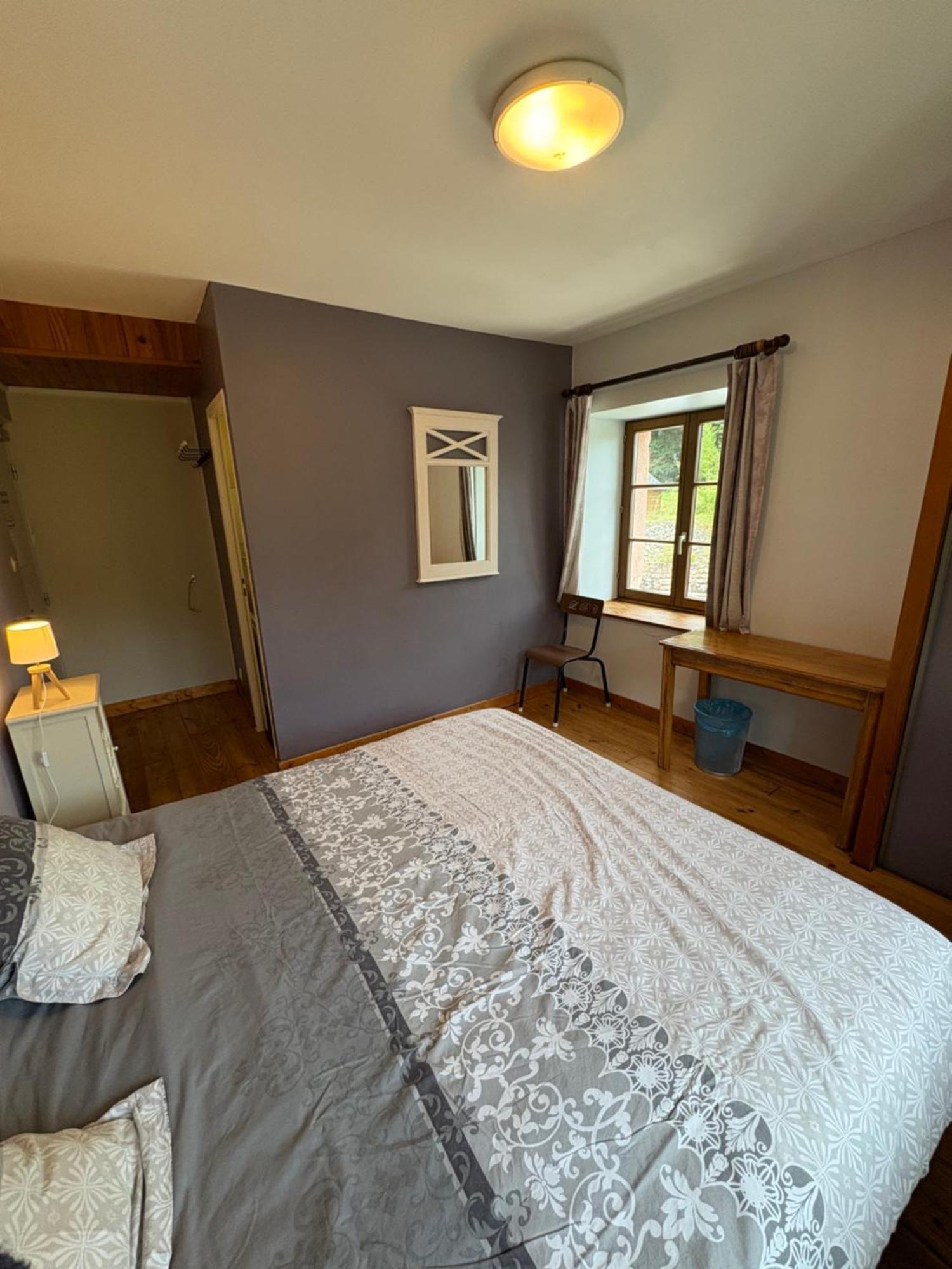 Hotel La Belle Charbonniere La Grande Fosse Zimmer foto