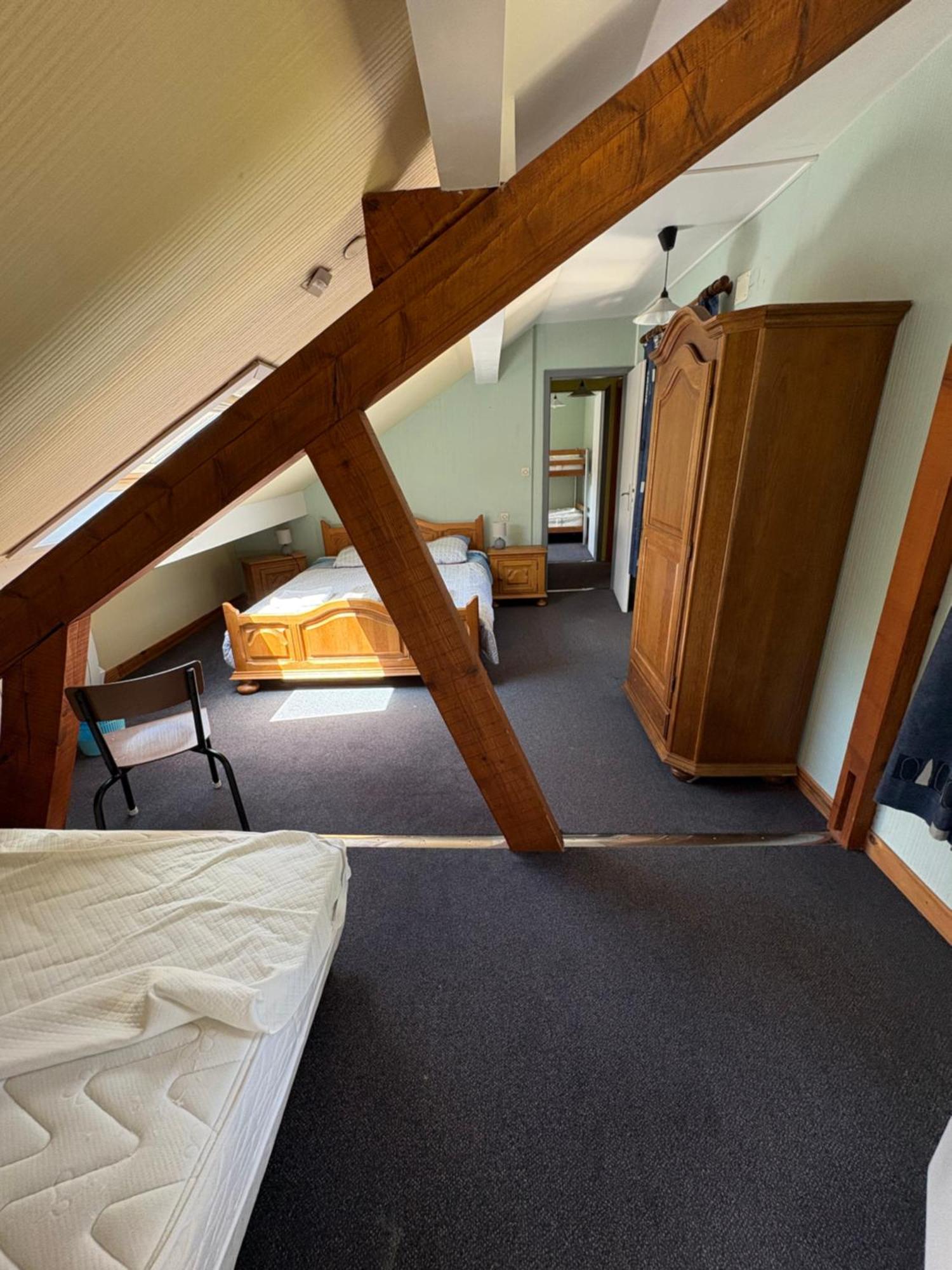 Hotel La Belle Charbonniere La Grande Fosse Zimmer foto