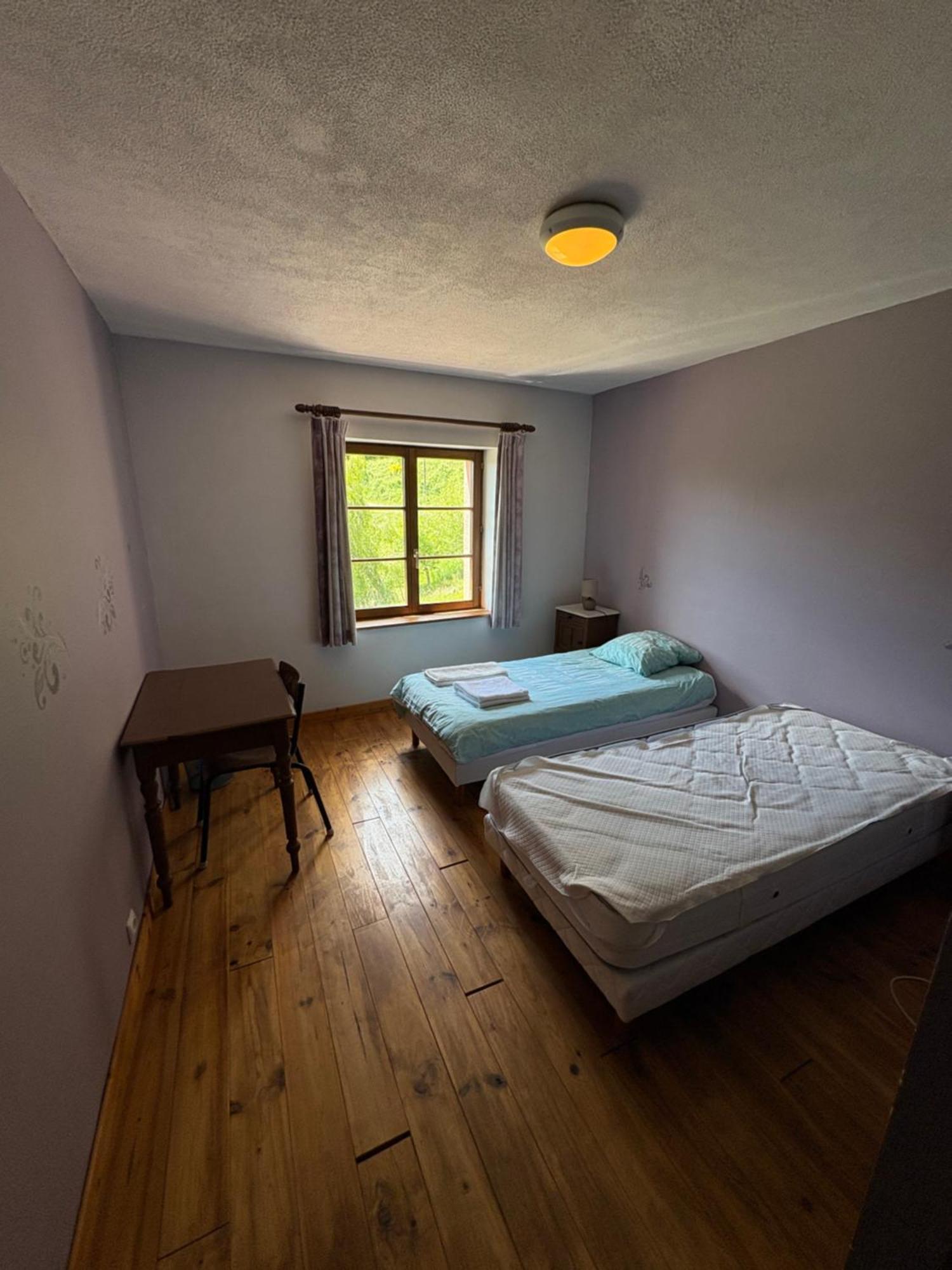 Hotel La Belle Charbonniere La Grande Fosse Zimmer foto