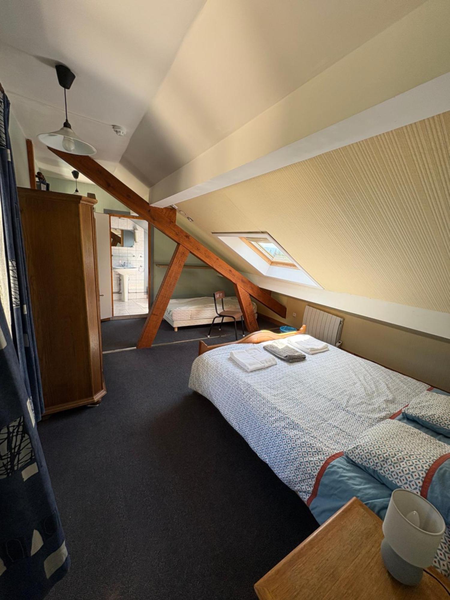 Hotel La Belle Charbonniere La Grande Fosse Zimmer foto